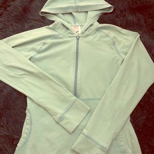 Patagonia 1/4 zip hoodie w/front pocket 🙌